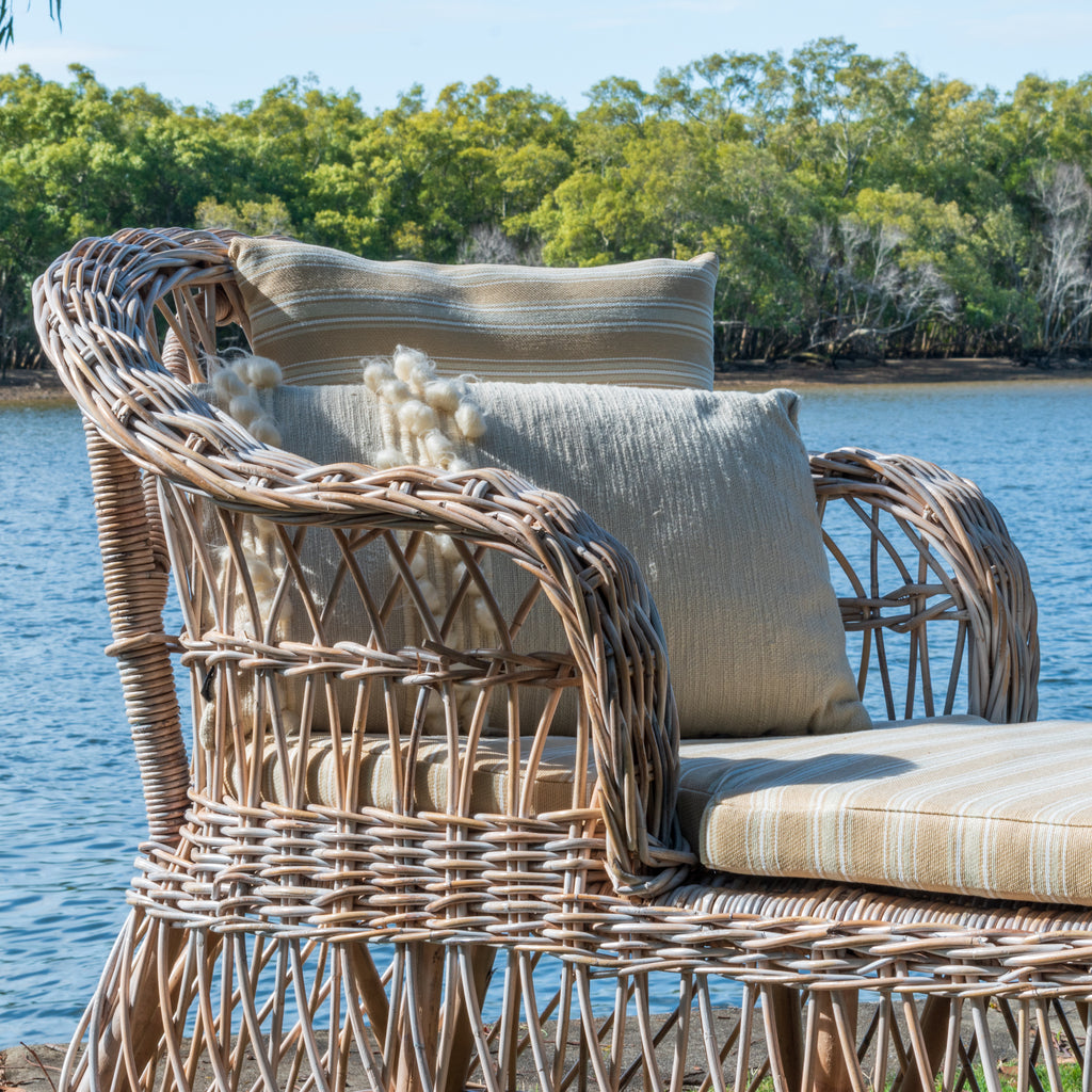 ISA Daybed